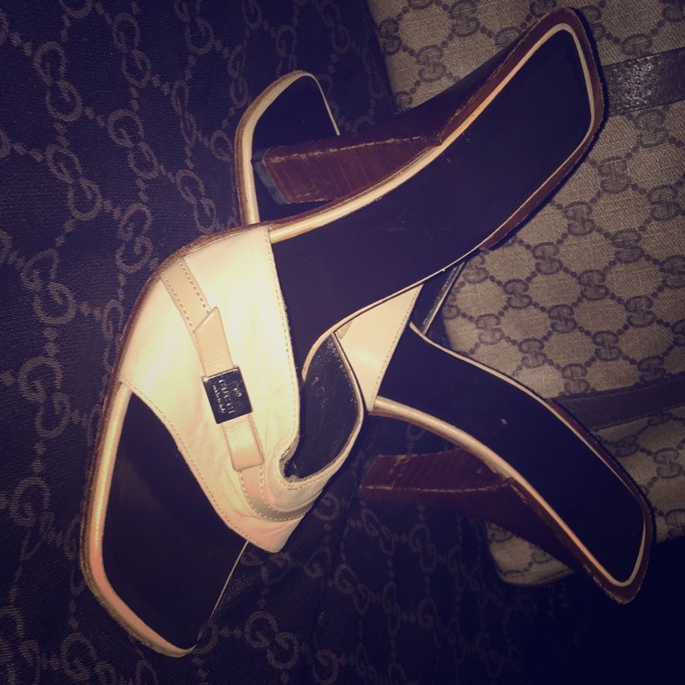 Women Gucci slip on heels sandal
